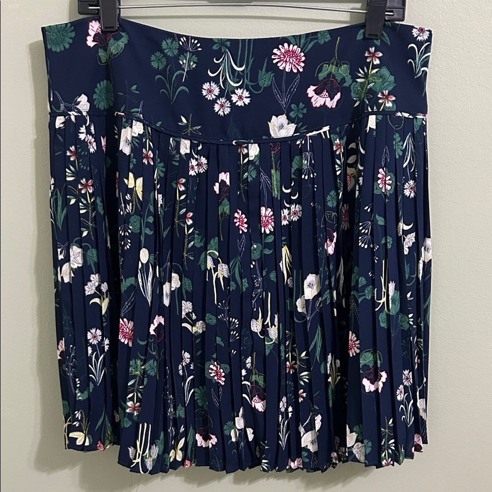 LOFT Navy Floral Pleated Skater Skirt